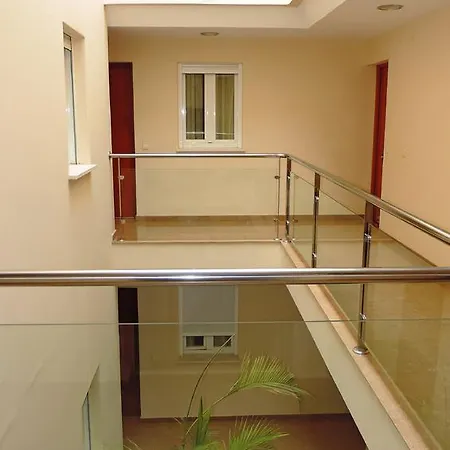 Апартаменты Dona Lucia *