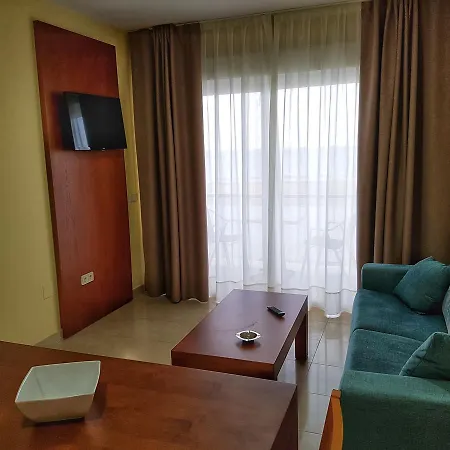 Dona Lucia Торремолинос