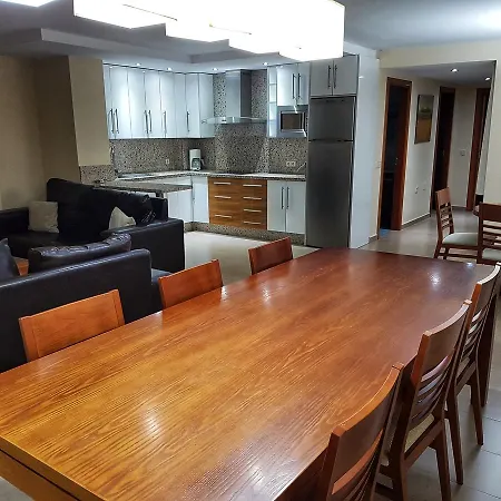 Dona Lucia * Торремолінос