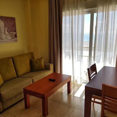 Dona Lucia Апартаменты Торремолинос